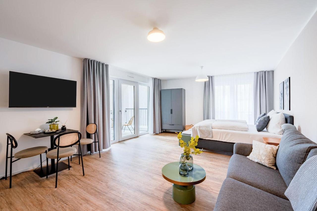 Limehome Metzingen Wilhelmstr Buitenkant foto